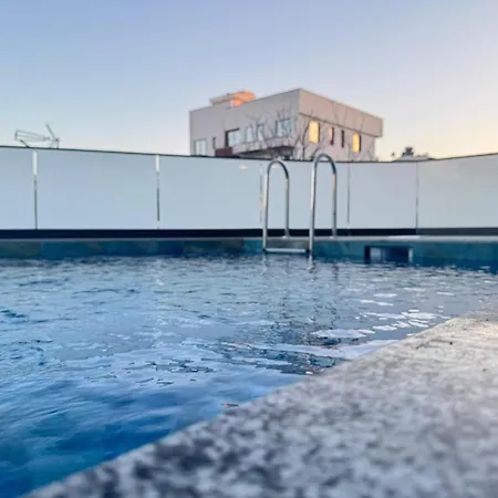 Alpha Blue Aura Duplex -triple & Private Pool *