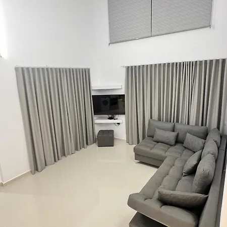 شقة Alpha Blue Aura Duplex -triple & Private Pool كساميل