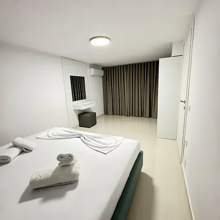 شقة Alpha Blue Aura Duplex -triple & Private Pool كساميل