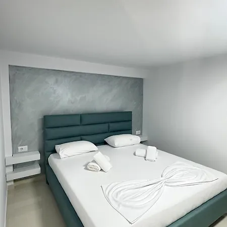 Alpha Blue Aura Duplex -triple & Private Pool *