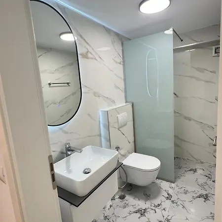 Alpha Blue Aura Duplex -triple & Private Pool * كساميل