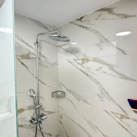 شقة Alpha Blue Aura Duplex -triple & Private Pool